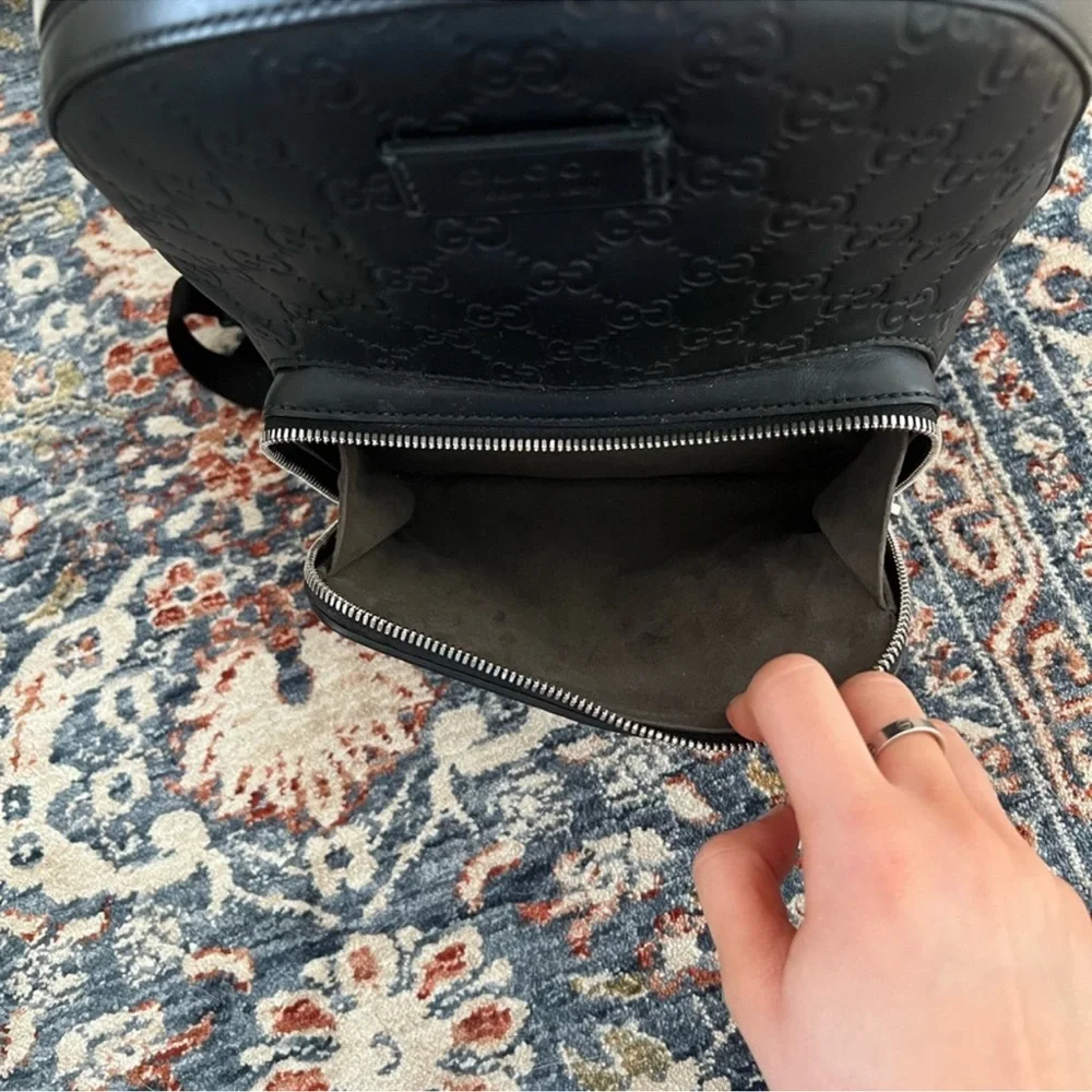 Gucci Black Modern Backpack Sleek Design - Picture 5 of 7